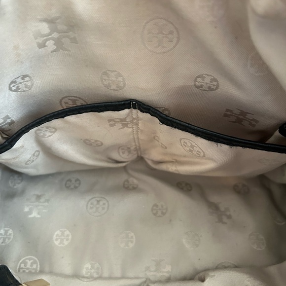 Tory Burch Black Leather Clay Handbag - Picture 5 of 5